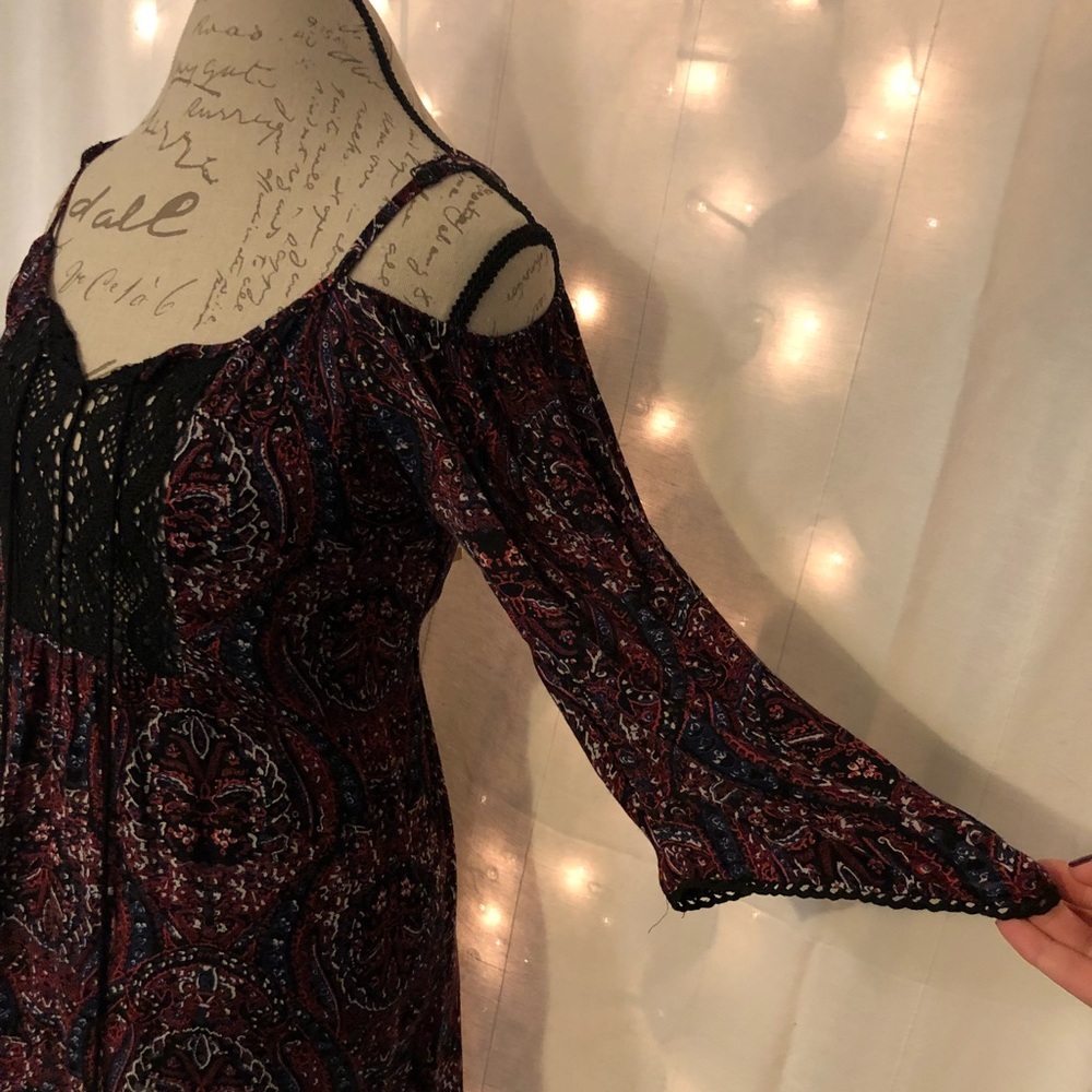 1[Angie] Black & burgundy peasant dress - Picture 3 of 7